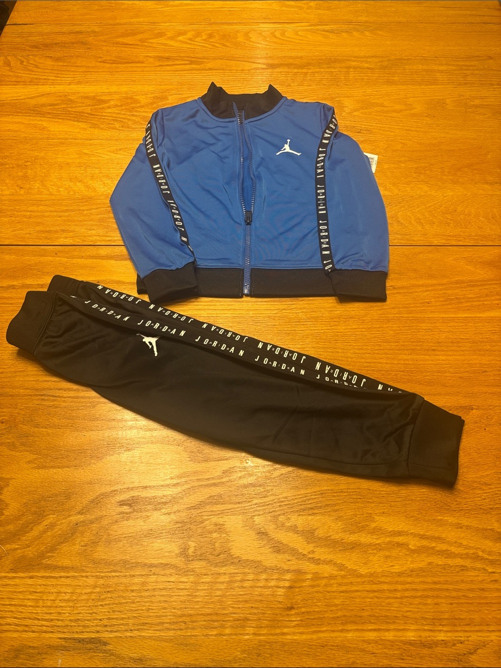 Jordan Kids 4T Blue Jacket & Black Joggers Set NWT - Picture 5 of 6